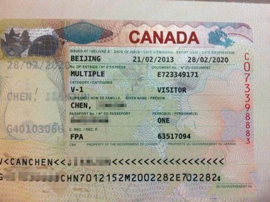 Foreigners apply for a Canadian tourist visa (online application)