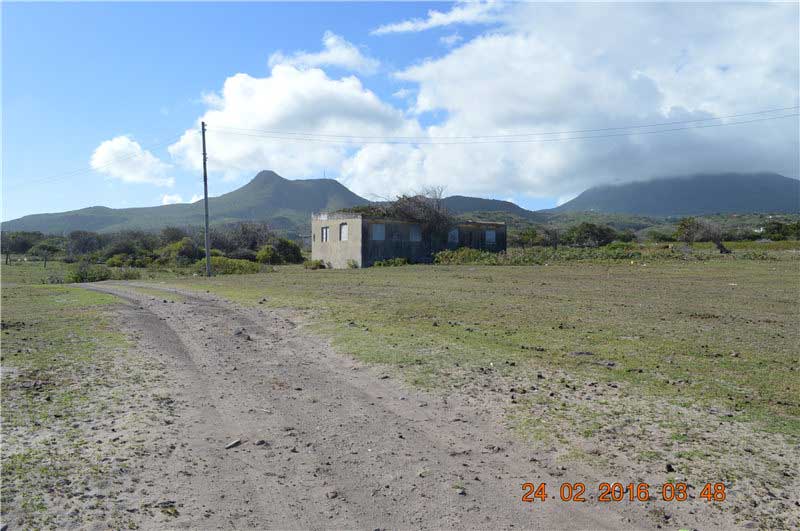 500 acre land for sale in Nevis island