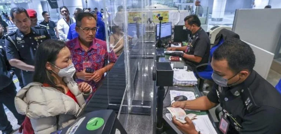 The two checkpoints at Kuala Lumpur Airport and Johor South have additional 