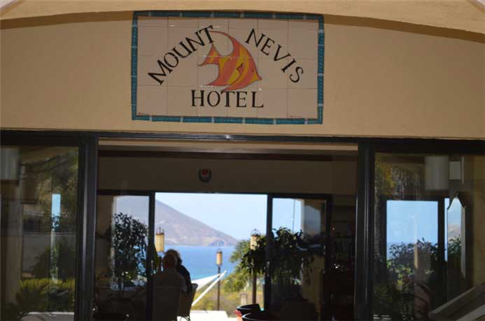 尼維斯山酒店 - Mount Nevis Hotel