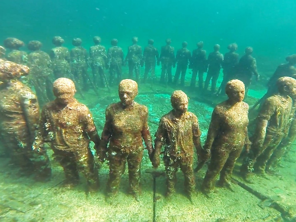 水下雕塑館
