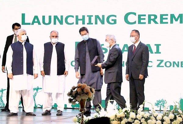巴基斯坦總理出席拉沙卡伊特別經濟區專案開工典禮